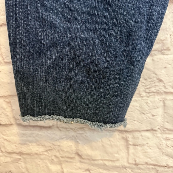 Disney Mickey & Friends torrid collab cropped boyfriend jeans patchwork 18 - Picture 11 of 11